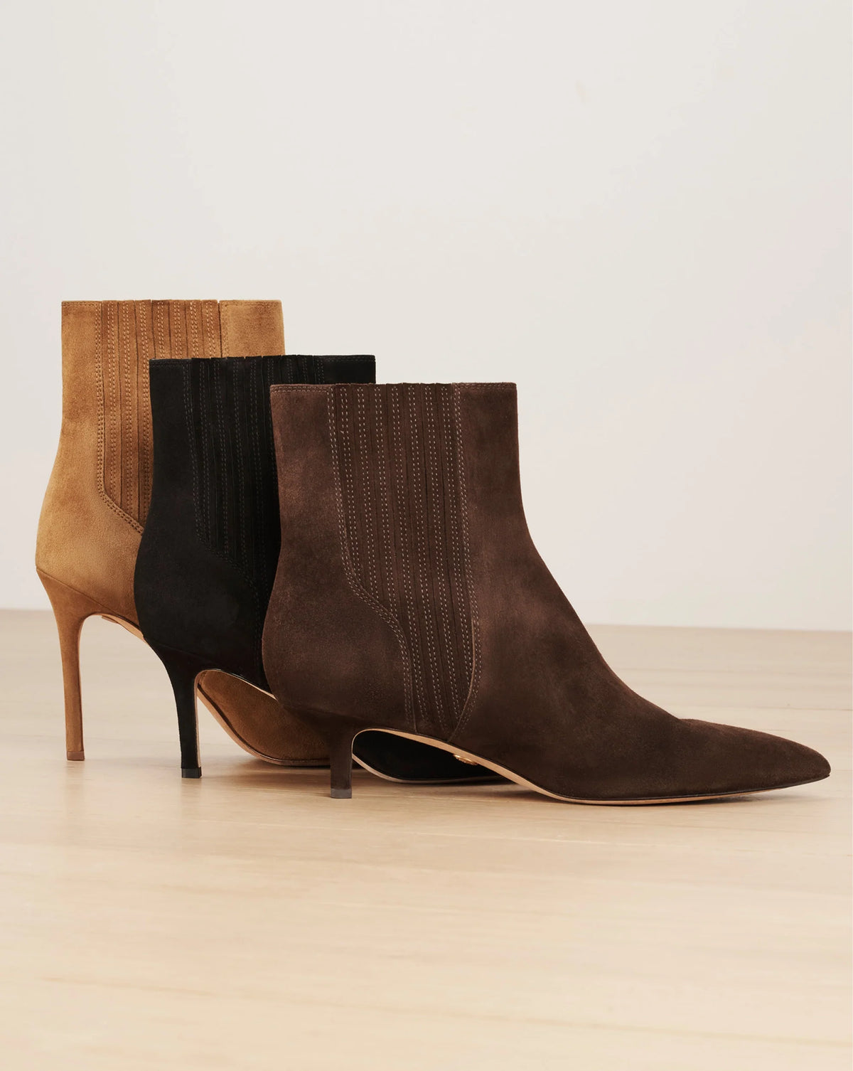 Lisa Mid-Heel Ankle Boot
