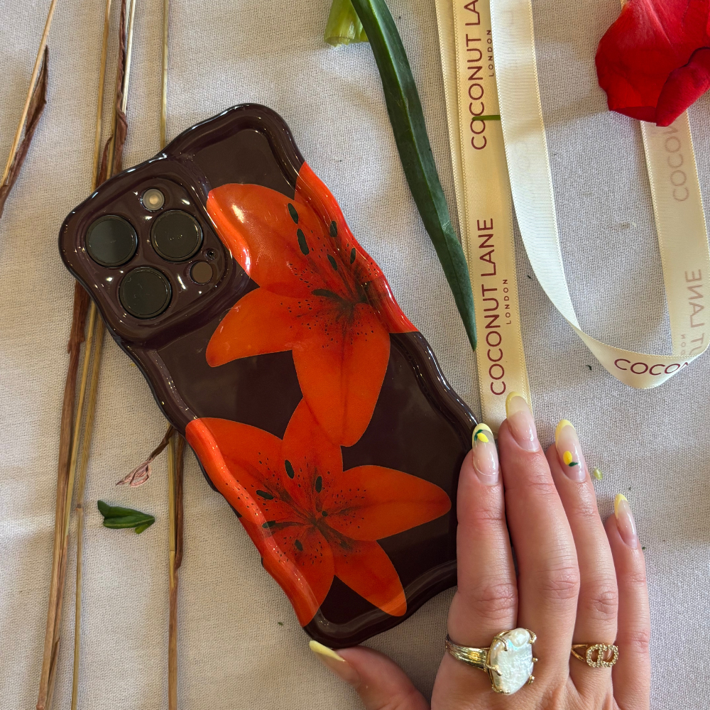 Wavy Phone Case - Cinnamon Lily