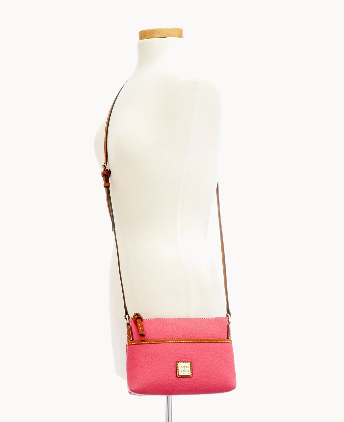 Pebble Grain Ginger Crossbody