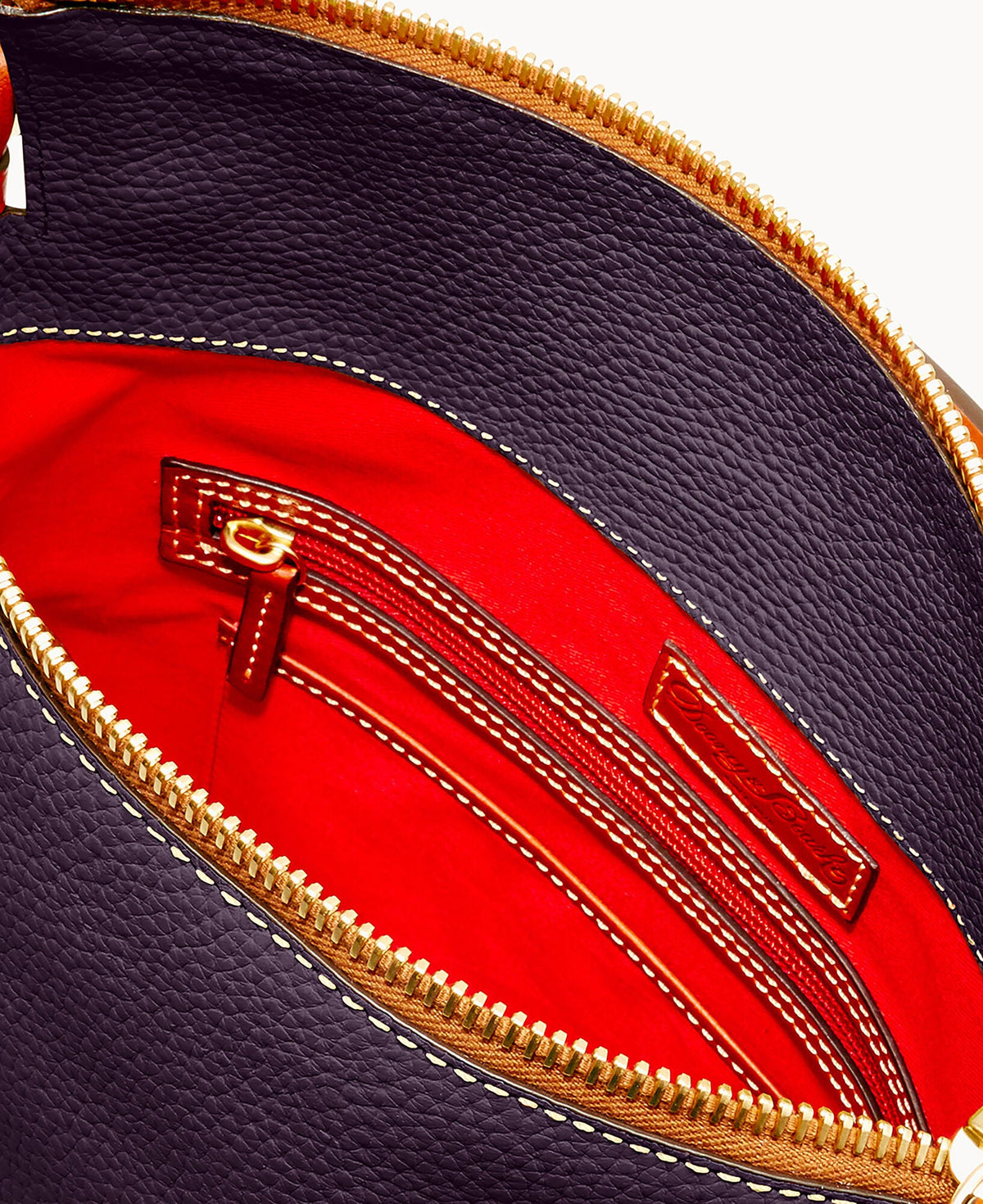 Pebble Grain Small Sloan