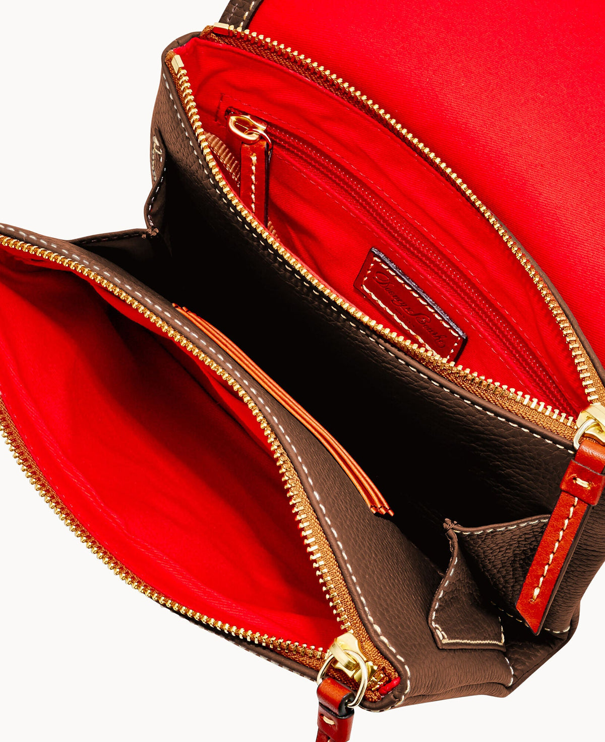 Pebble Grain Hunter Crossbody