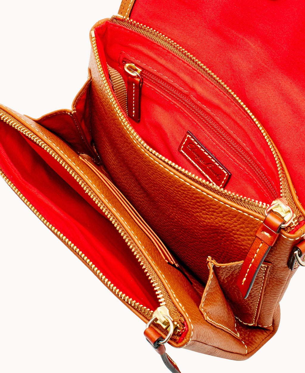 Pebble Grain Hunter Crossbody