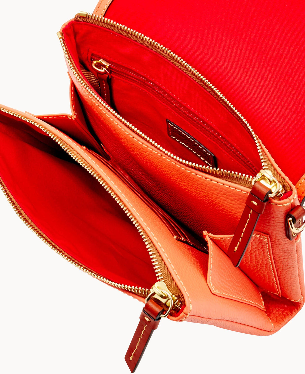Pebble Grain Hunter Crossbody
