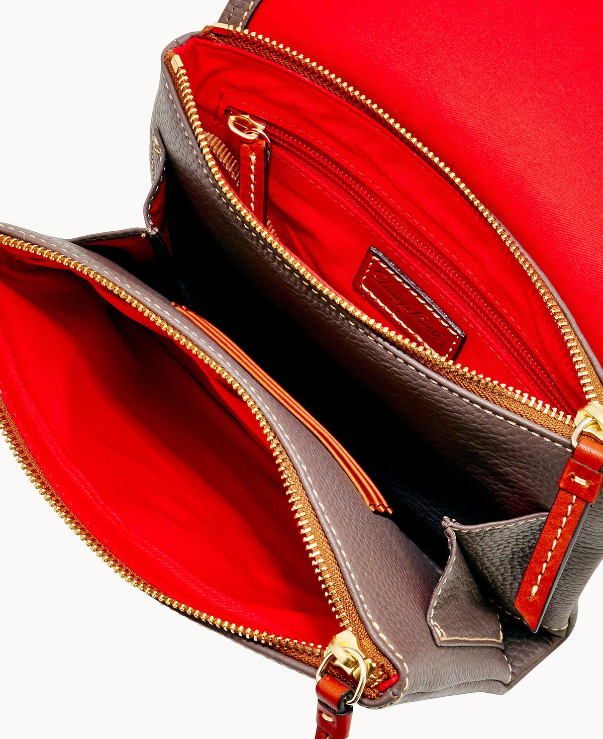 Pebble Grain Hunter Crossbody