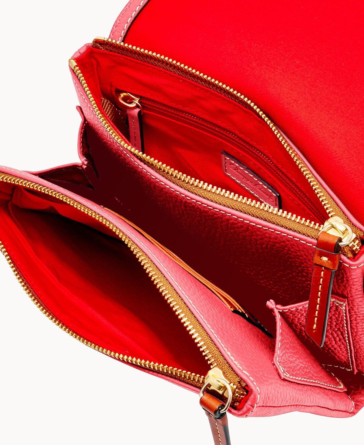 Pebble Grain Hunter Crossbody