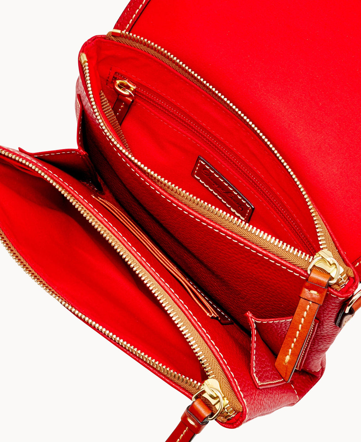 Pebble Grain Hunter Crossbody