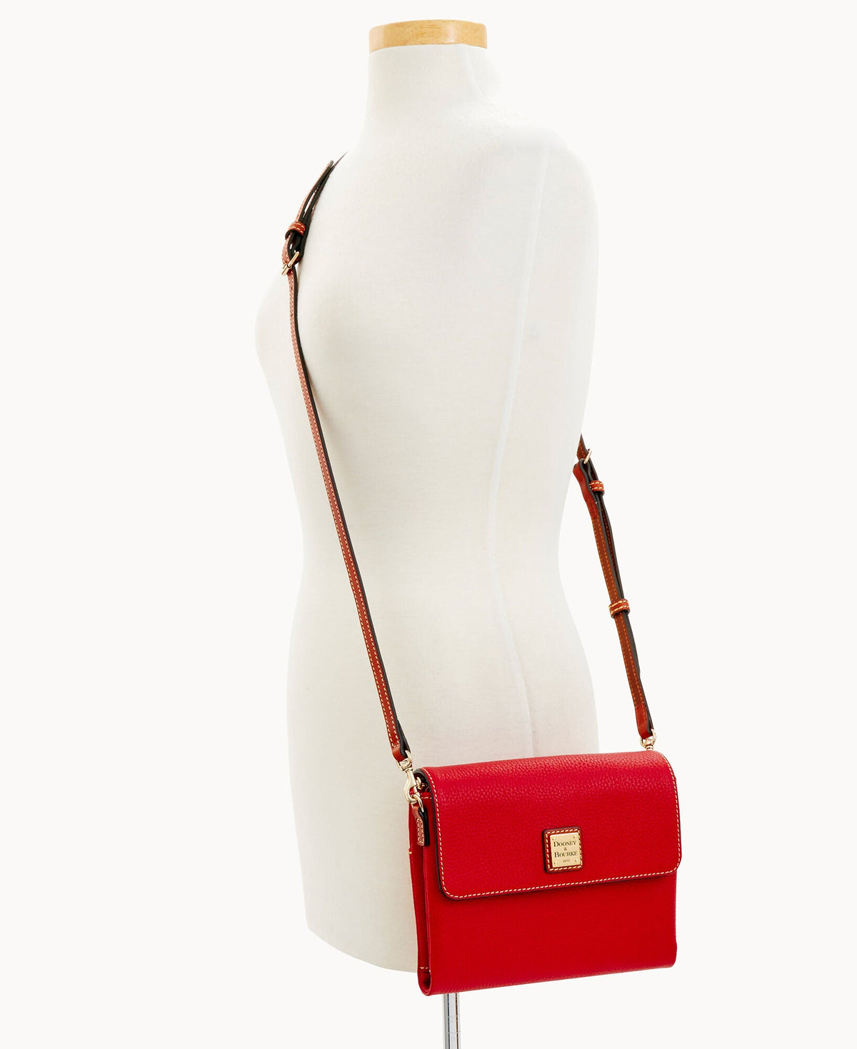 Pebble Grain Hunter Crossbody