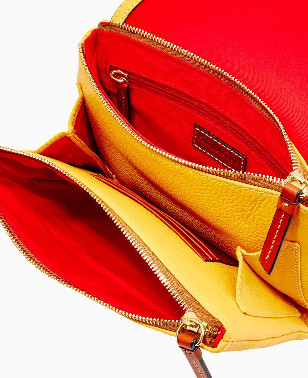 Pebble Grain Hunter Crossbody