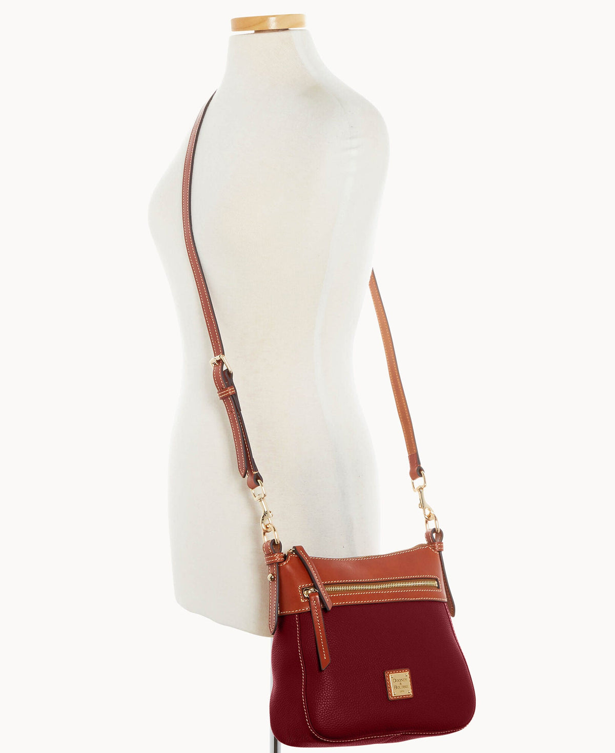 Pebble Grain Crossbody 25