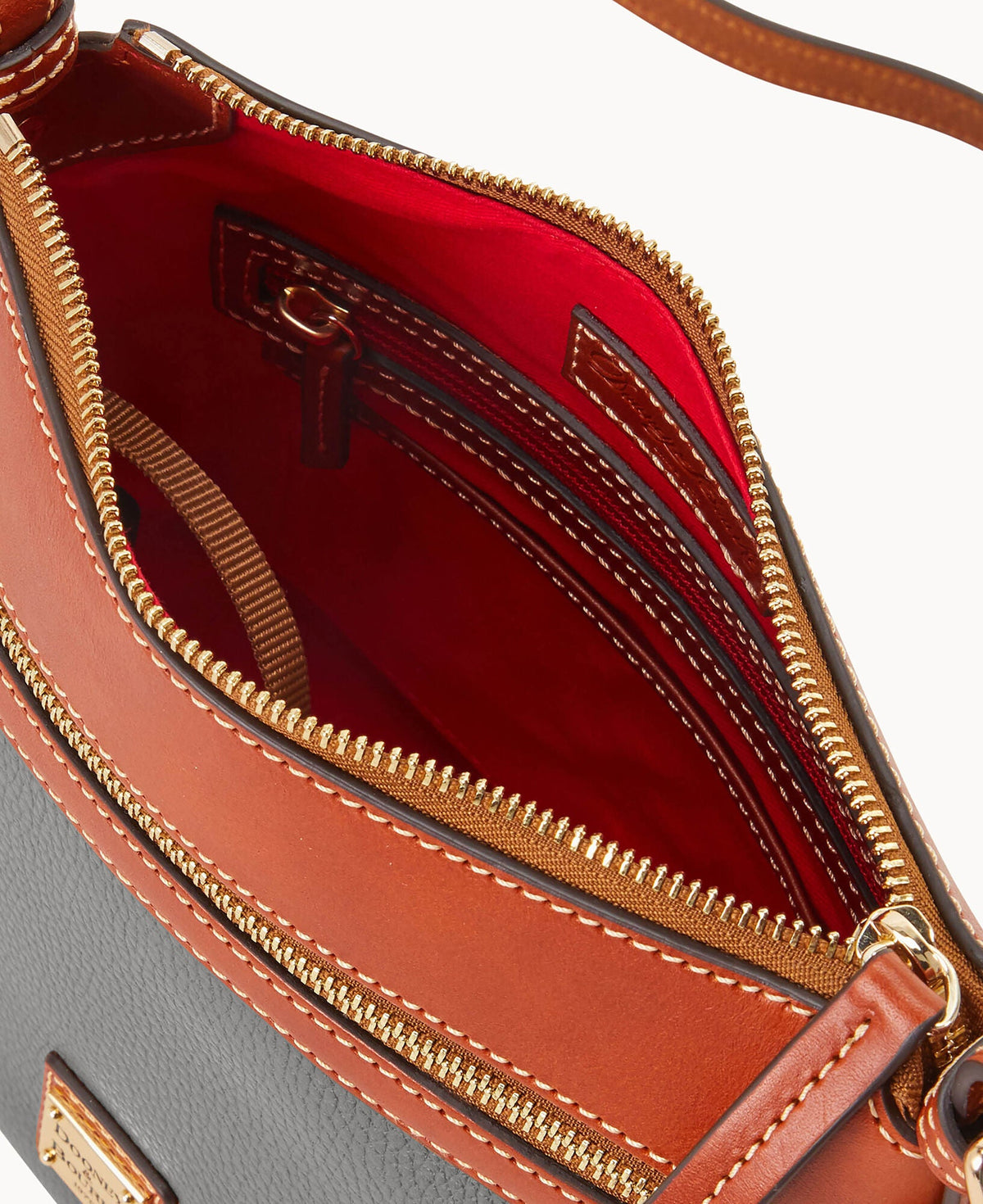 Pebble Grain Crossbody 25
