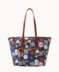 MLB Yankees Zip Tote