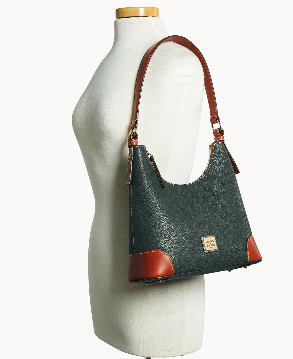Pebble Grain Small Hobo