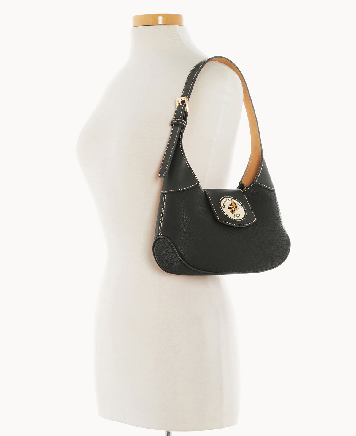 Pebble Turnlock Hobo 26
