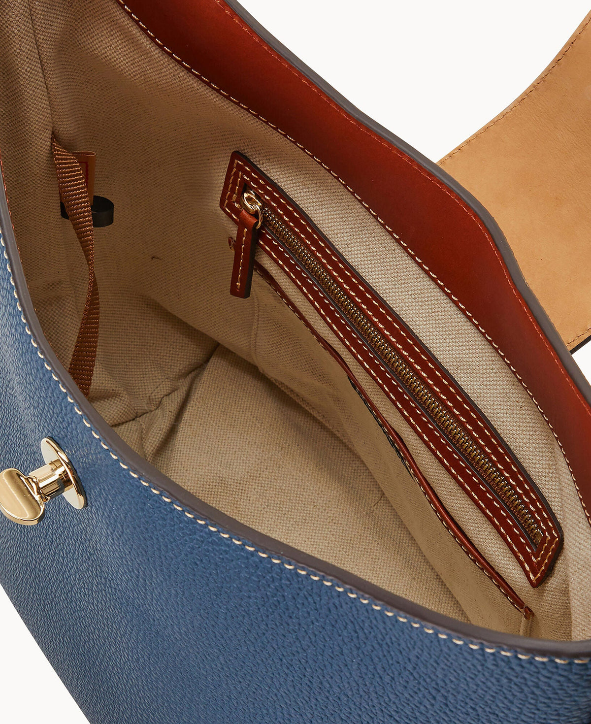 Pebble Turnlock Sac 30
