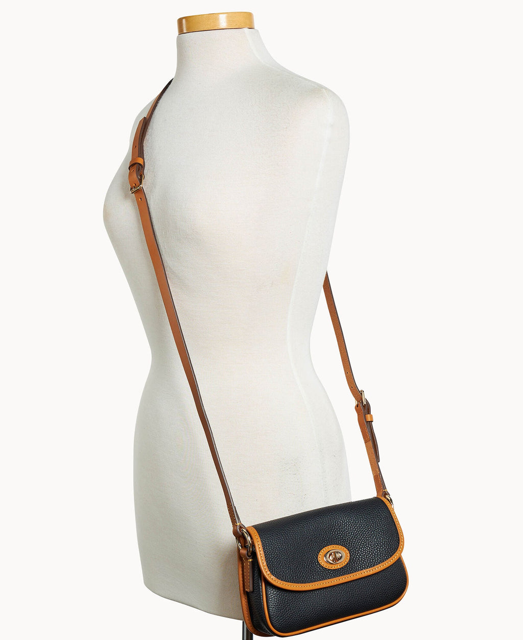 Pebble Grain Turnlock Crossbody 22