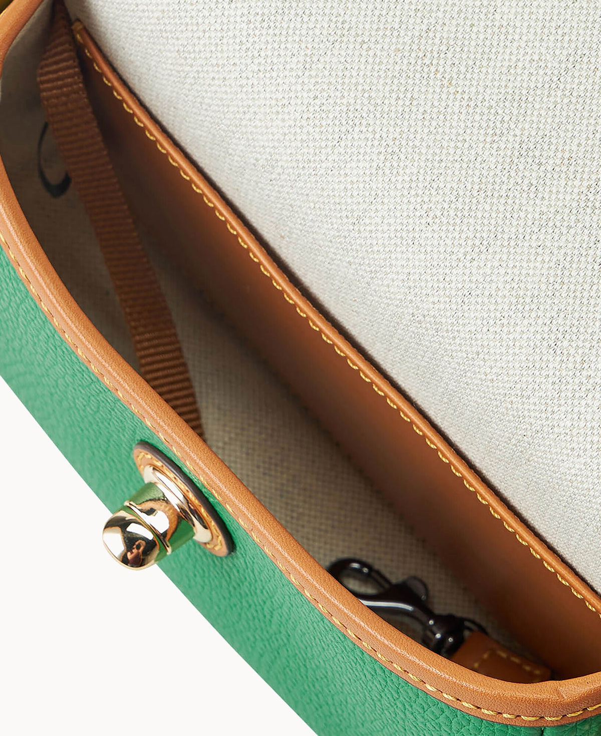 Pebble Grain Turnlock Crossbody 22