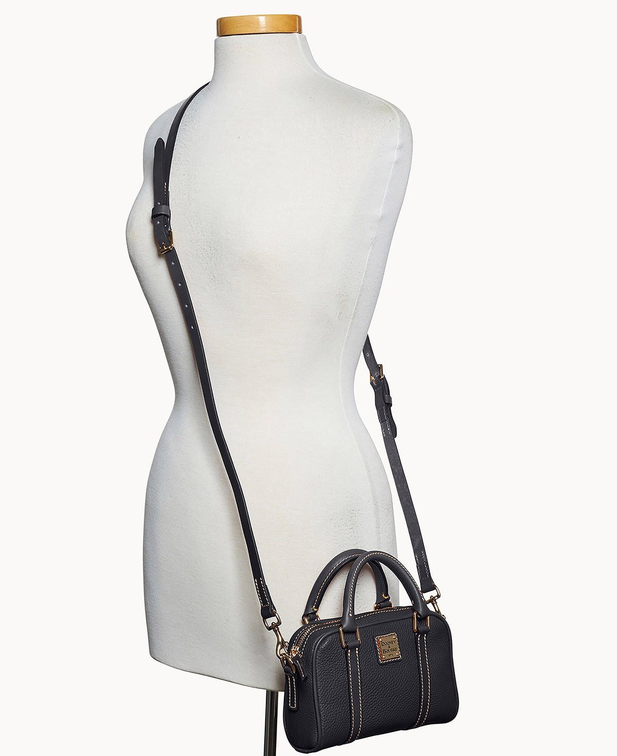 Pebble Grain Satchel 20