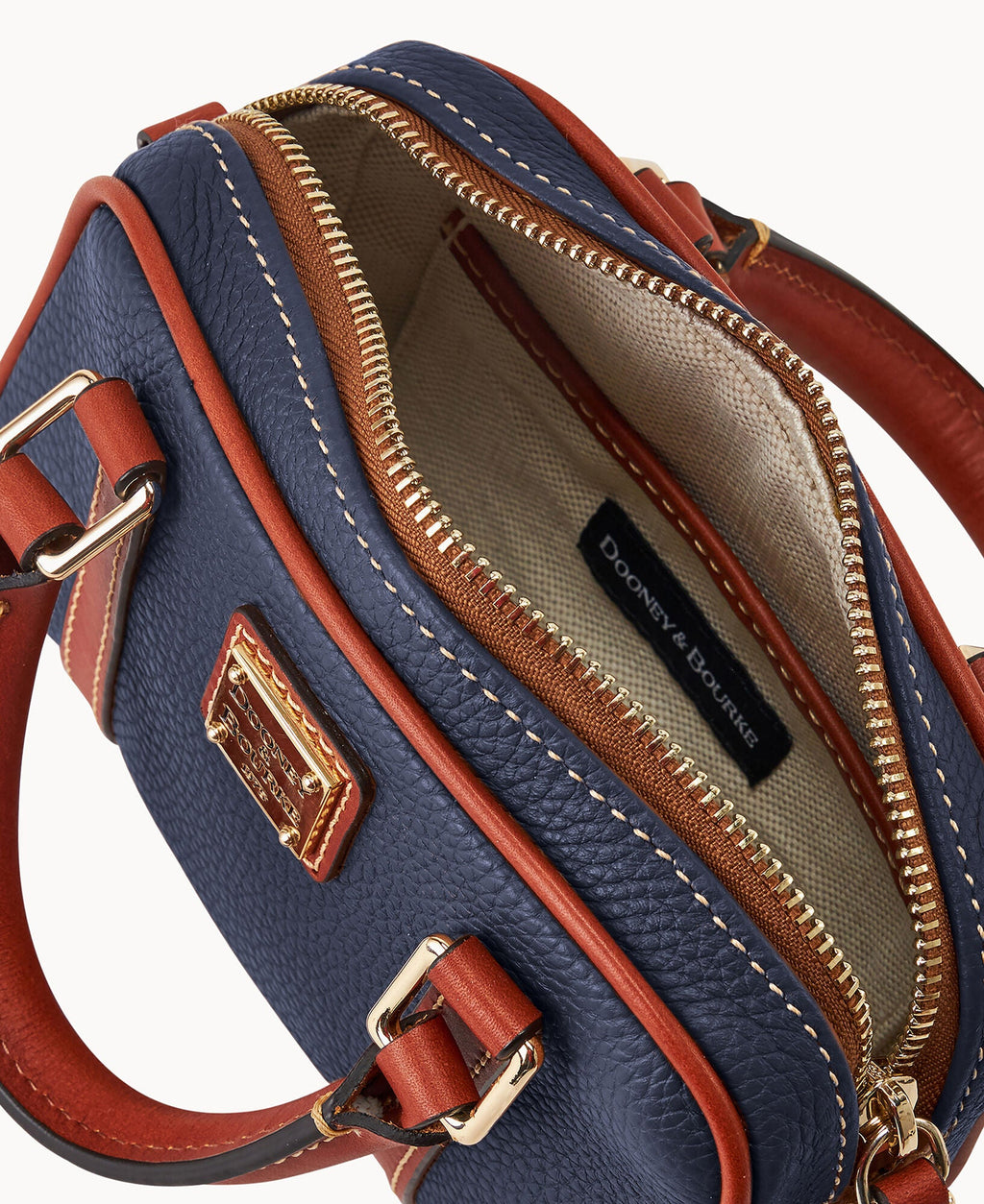 Pebble Grain Satchel 20