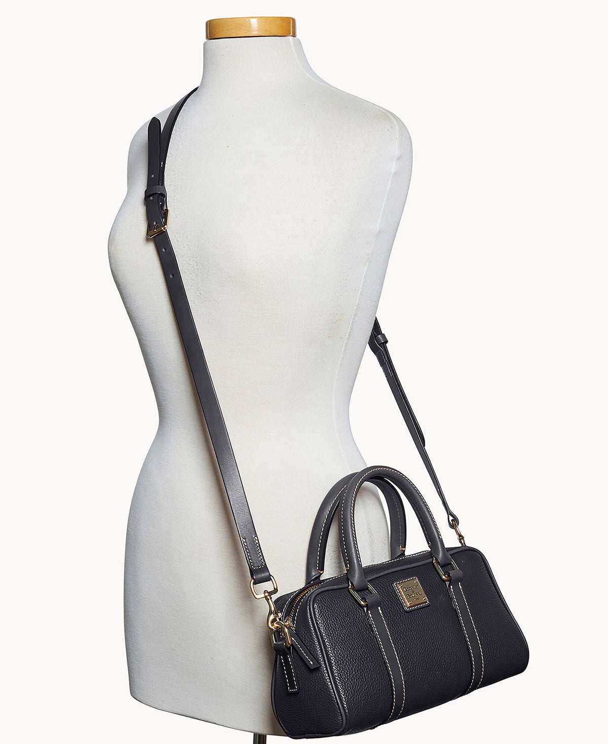 Pebble Grain Satchel 28