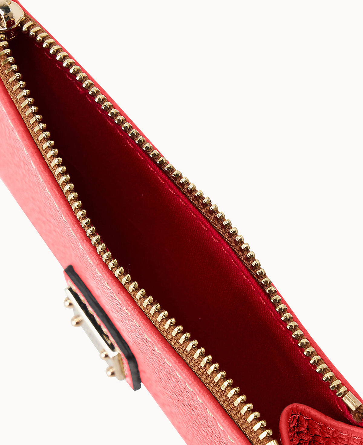 Pebble Grain Zip Credit Card Case