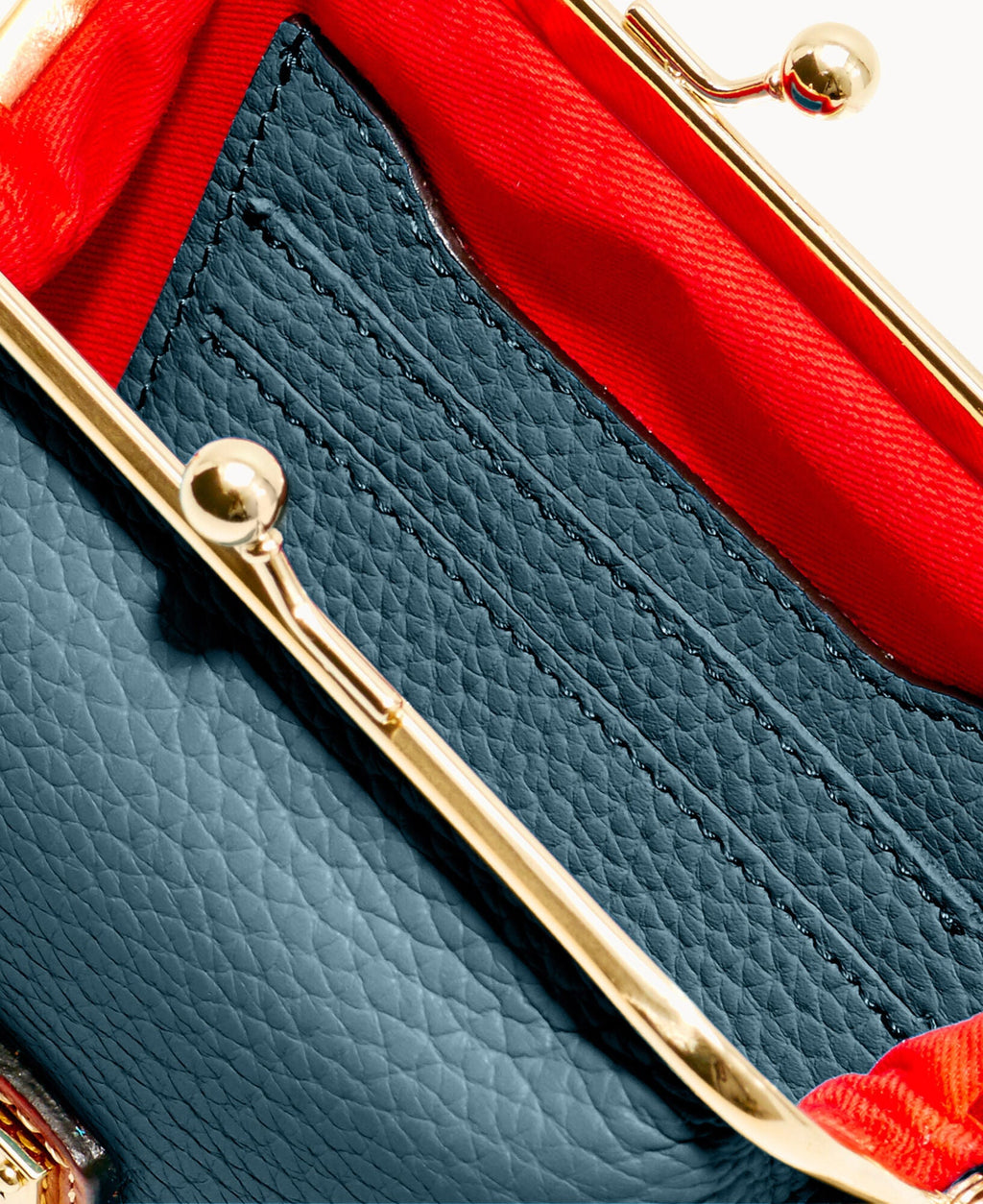 Pebble Grain Large Framed Purse