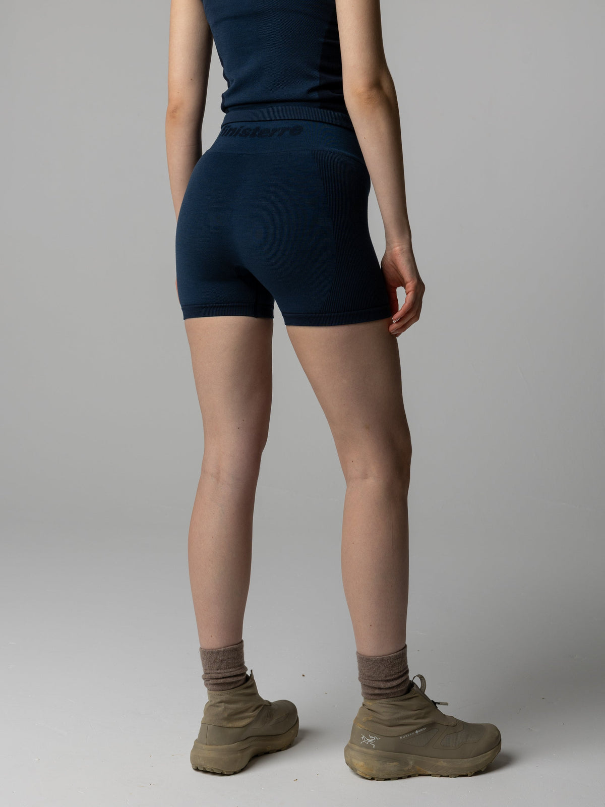 Women's Ria Seamless Short