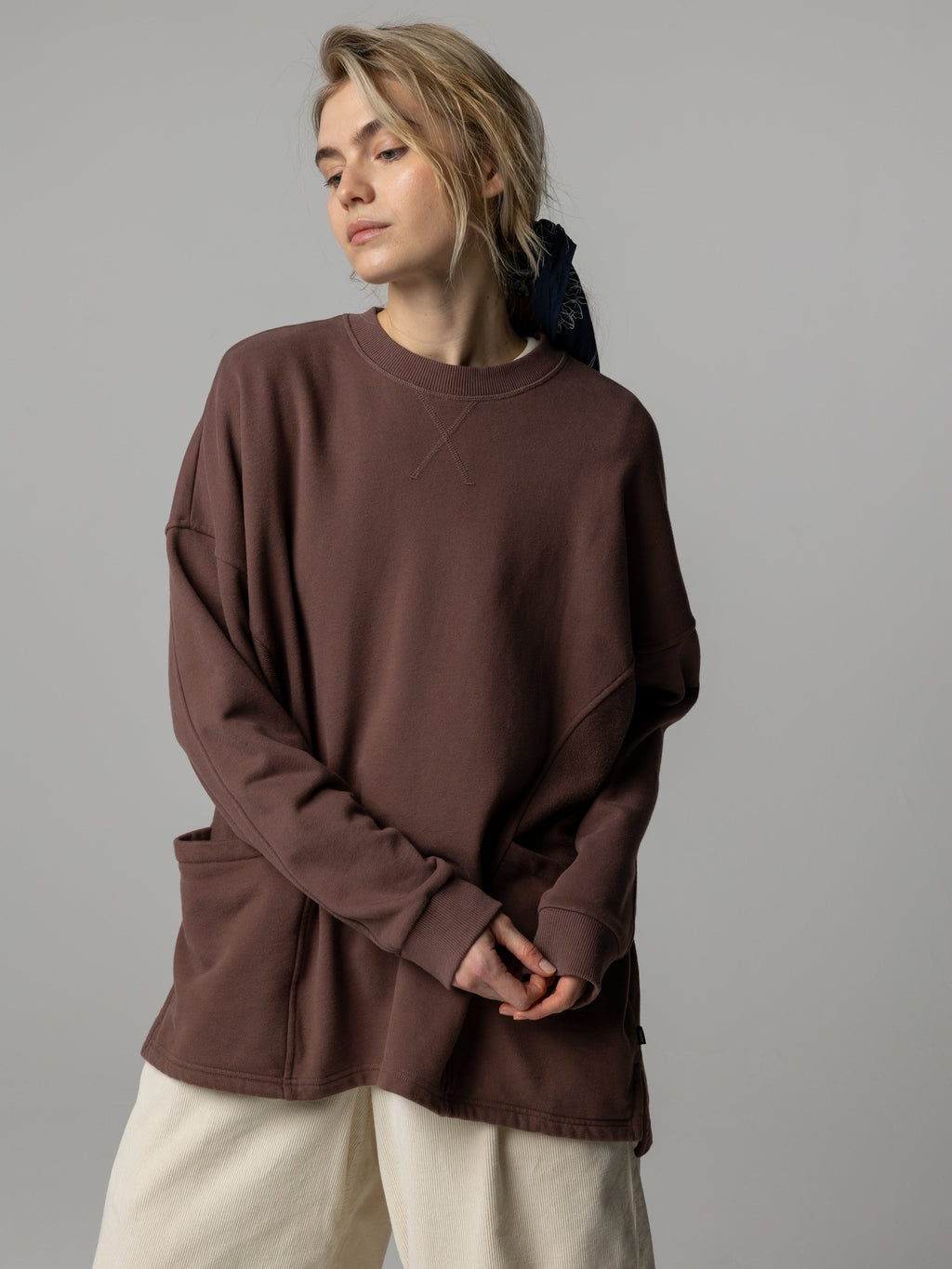Women's Awen Sweatshirt