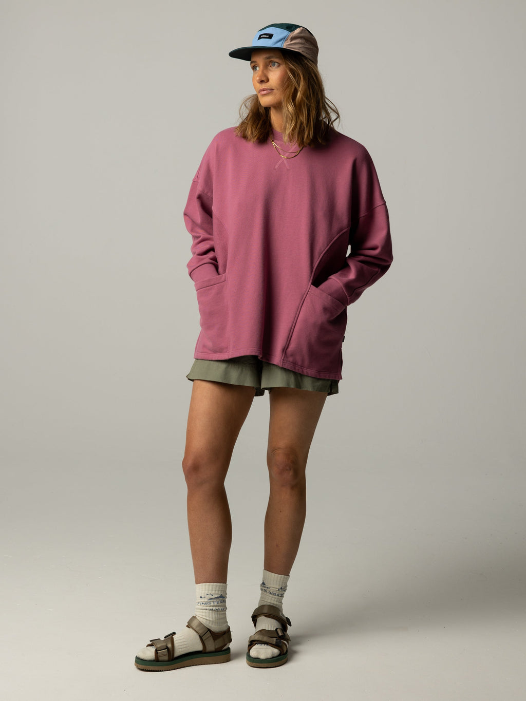 Women's Awen Sweatshirt